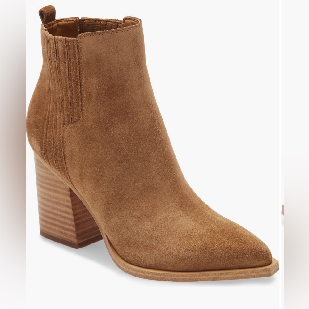 Marc Fisher Booties- Tan Suede sz 8.5